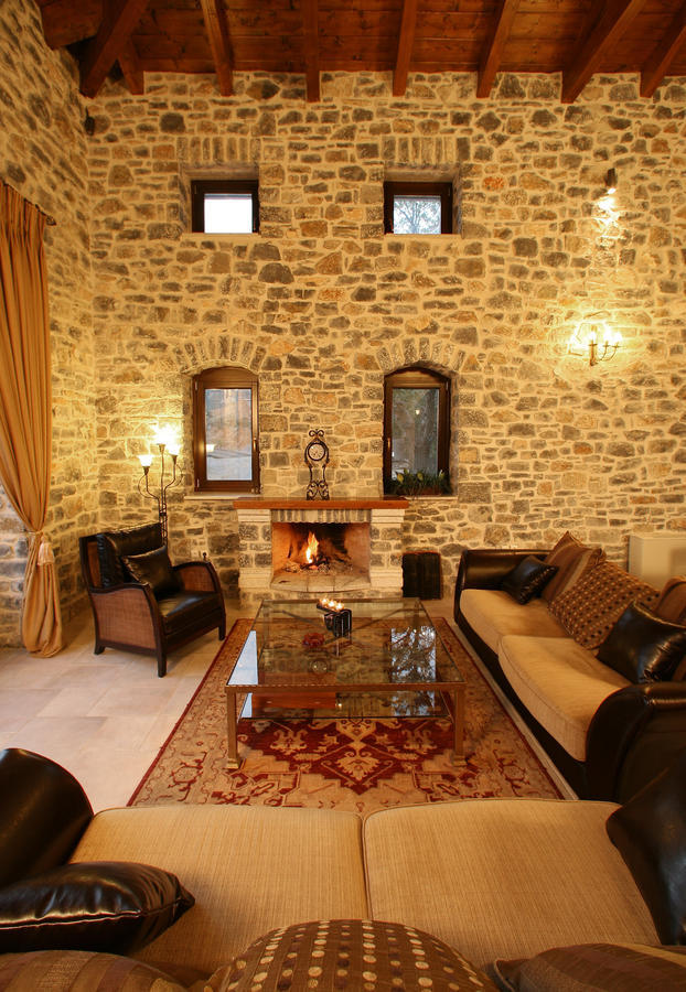 Arhontiko Parnona Hotel Karyes Buitenkant foto