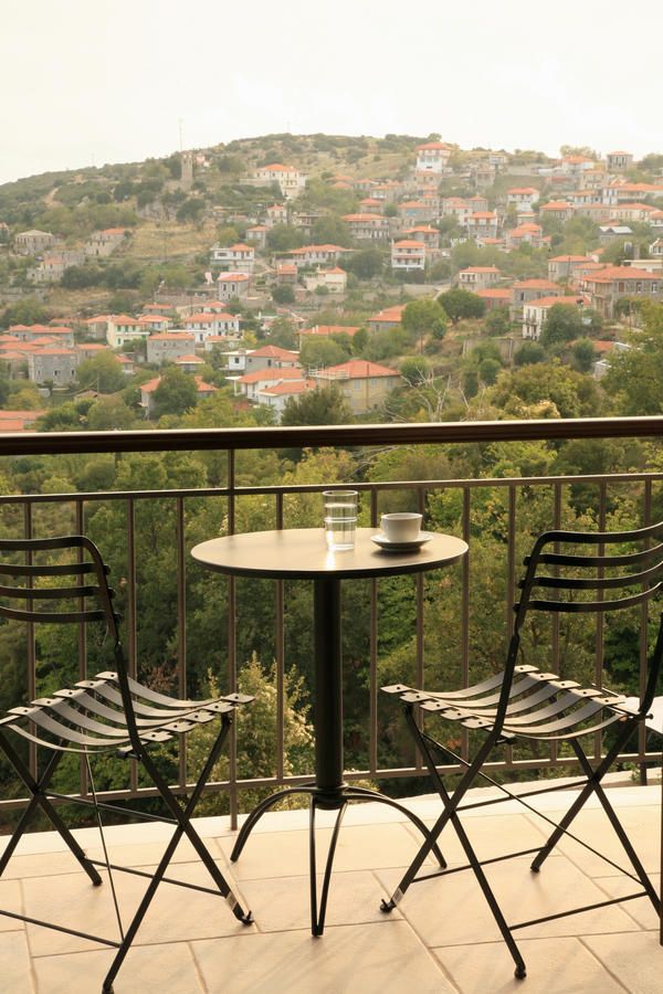 Arhontiko Parnona Hotel Karyes Buitenkant foto