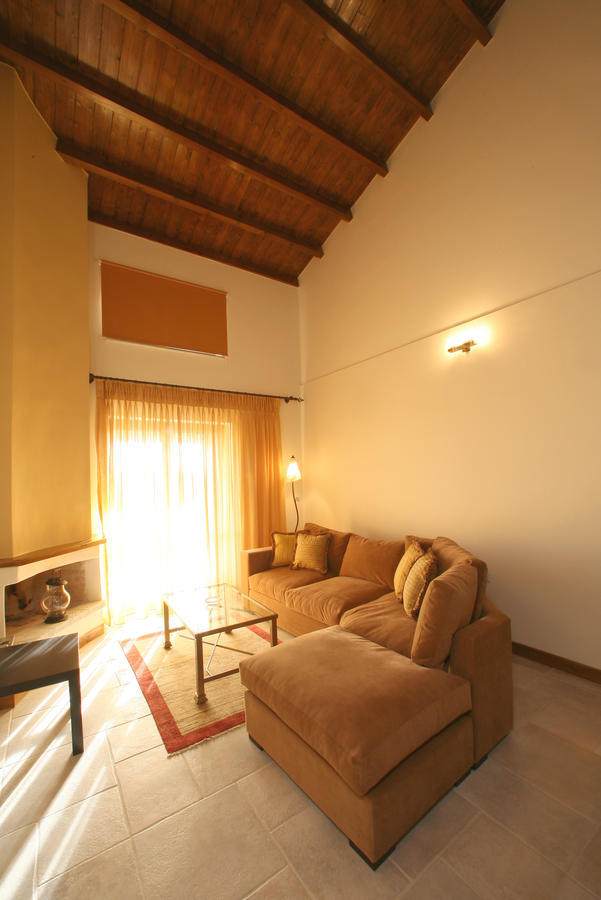 Arhontiko Parnona Hotel Karyes Kamer foto