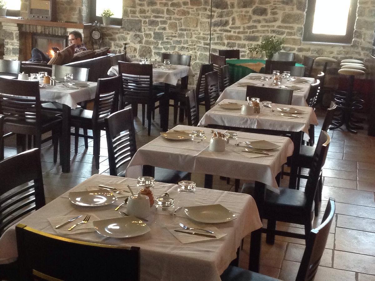 Arhontiko Parnona Hotel Karyes Buitenkant foto